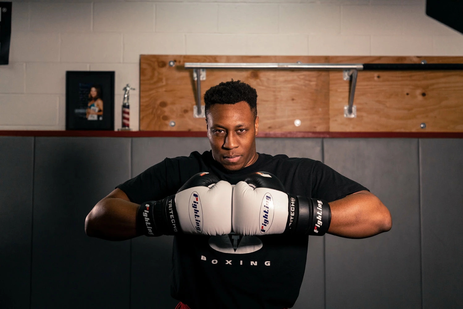 Fighting Tri-Tech Tenacious Lace Training Gloves 2 Fighting Tri-Tech Tenacious Lace Training Gloves - Image 2