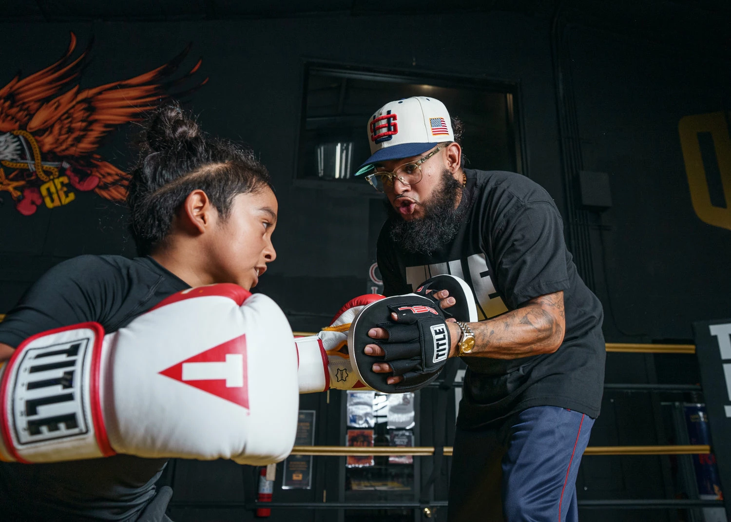 TITLE Boxing Gel Tech Punch Mitts 2.0 2 TITLE Boxing Gel Tech Punch Mitts 2.0 - Image 2