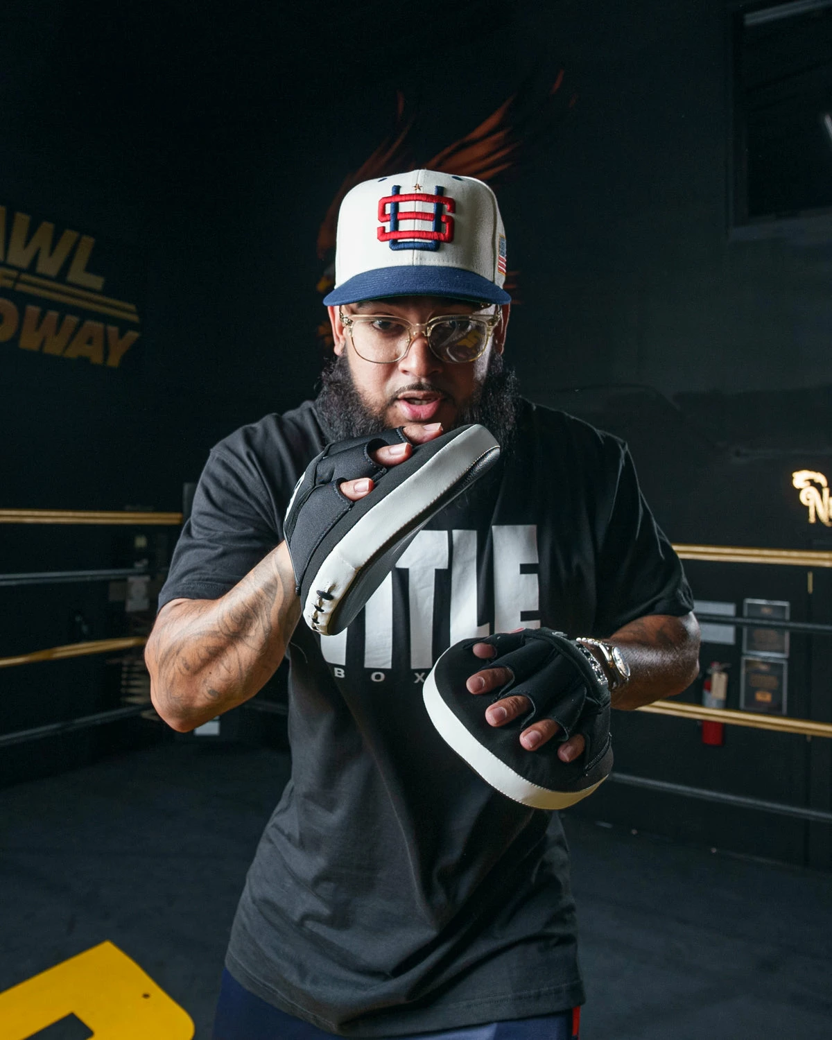 TITLE Boxing Gel Tech Punch Mitts 2.0 5 TITLE Boxing Gel Tech Punch Mitts 2.0 - Image 5