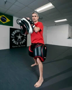 TITLE MMA Gel Thai Style Thigh Pads 2.0 -Boxing Equipment Sales Store GTSTP2BKRD 2