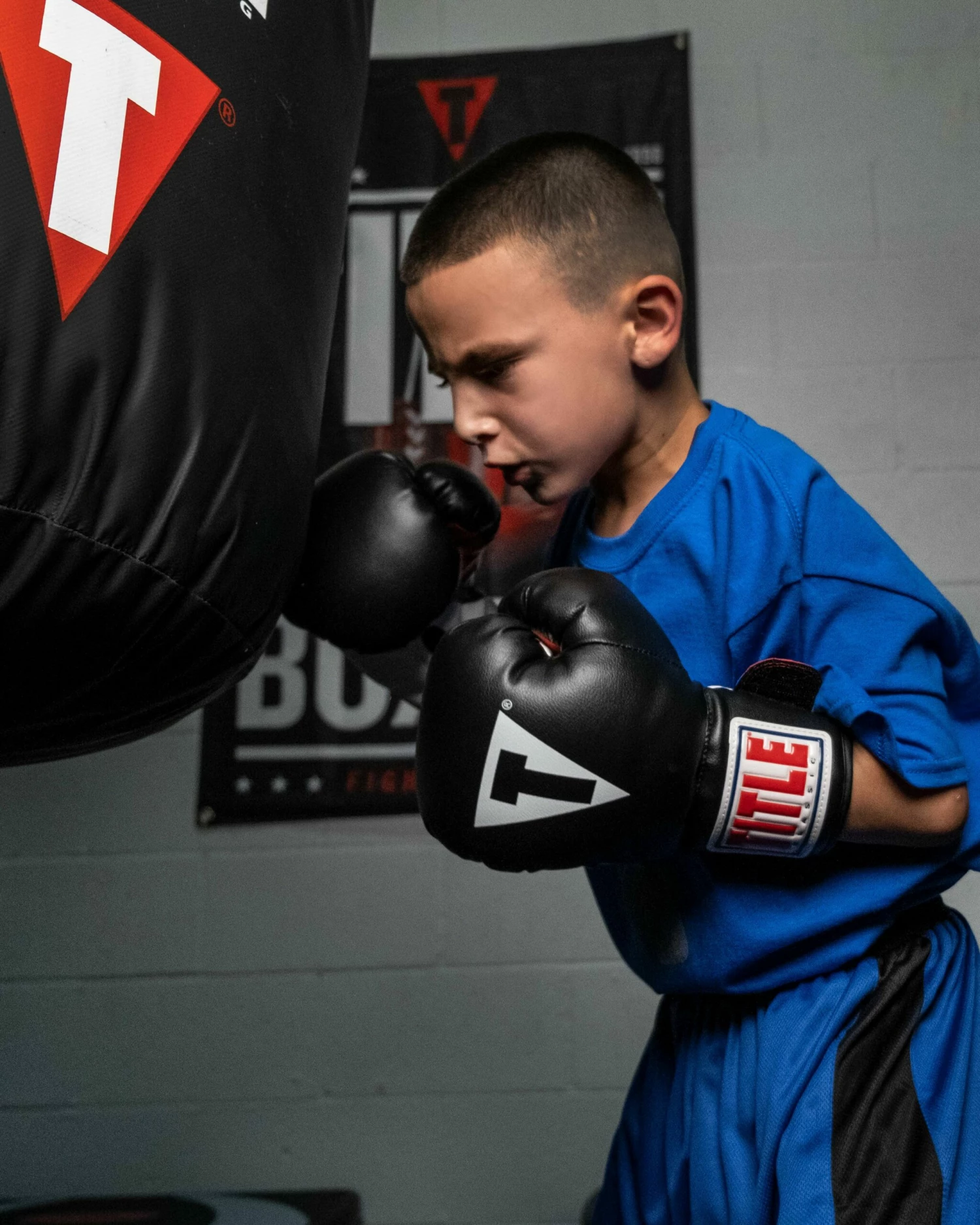 TITLE Classic Kid & Youth Boxing Gloves 2.0 2 TITLE Classic Kid & Youth Boxing Gloves 2.0 - Image 2