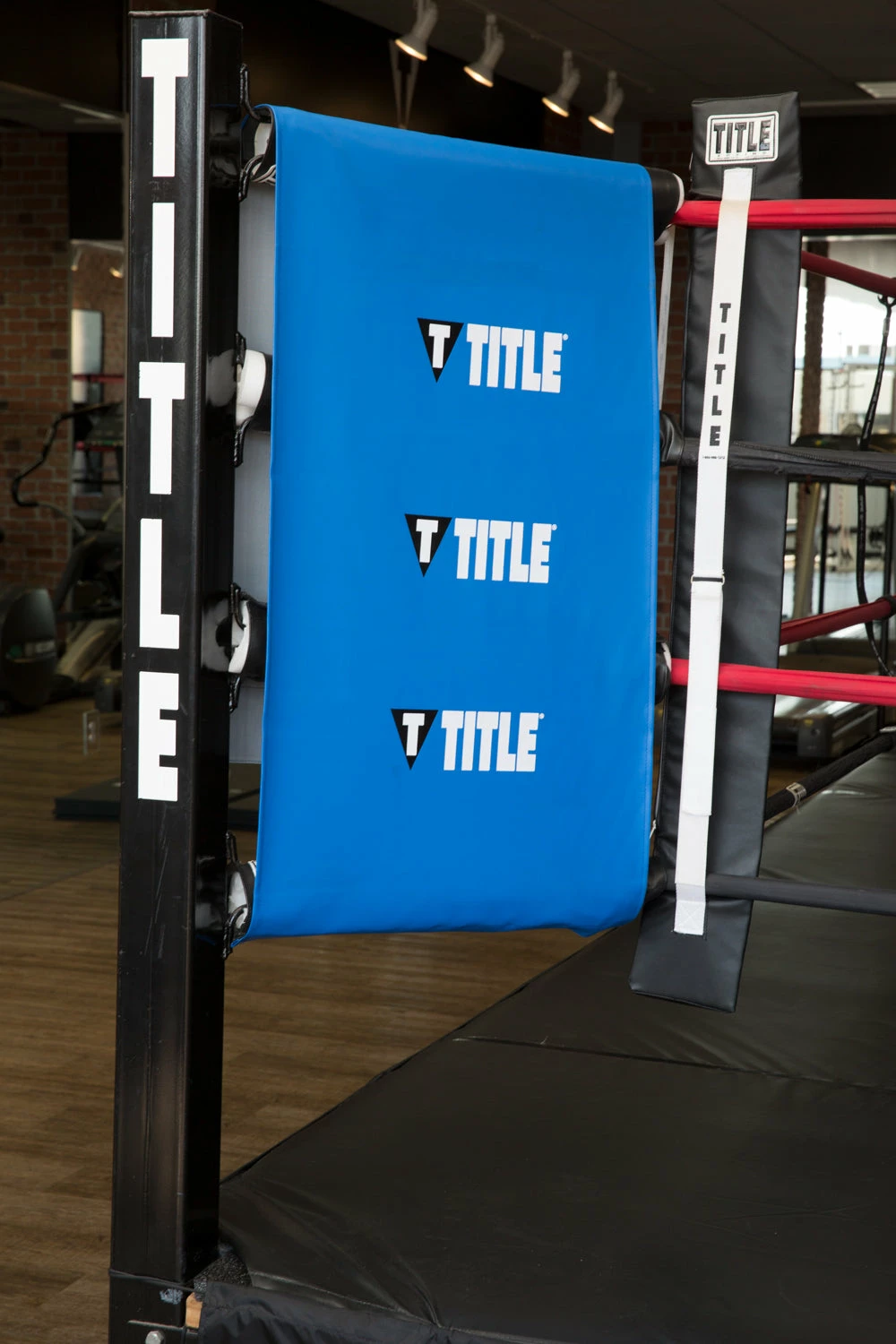 TITLE Boxing Pro Turnbuckle Corner Wraps Set 2 TITLE Boxing Pro Turnbuckle Corner Wraps Set - Image 2