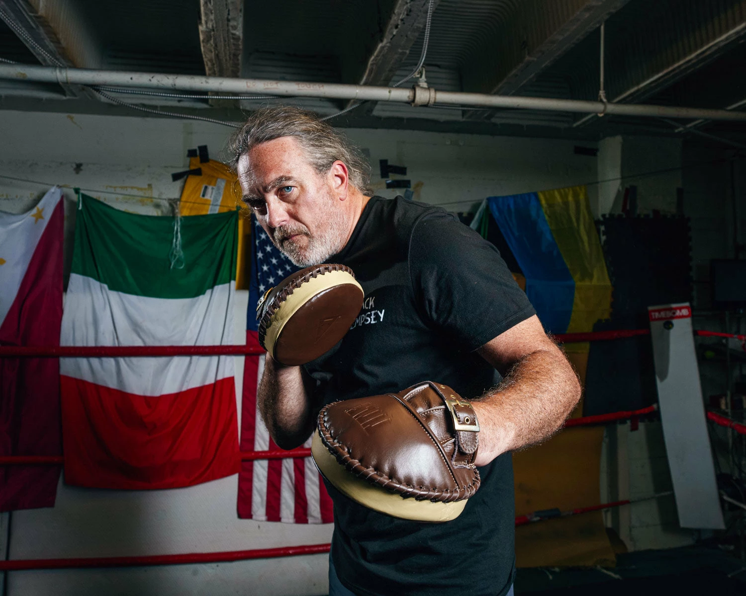 TITLE Boxing Retro Old School Punch Mitts 6 TITLE Boxing Retro Old School Punch Mitts - Image 6