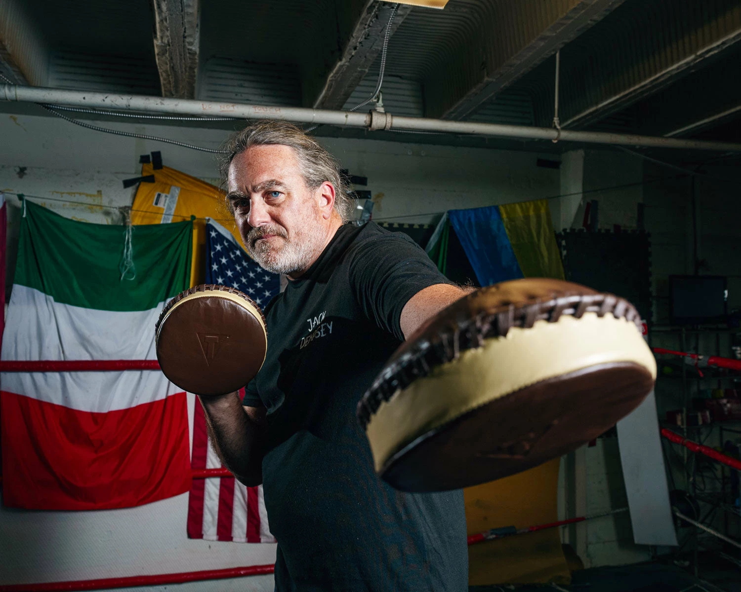 TITLE Boxing Retro Old School Punch Mitts 7 TITLE Boxing Retro Old School Punch Mitts - Image 7