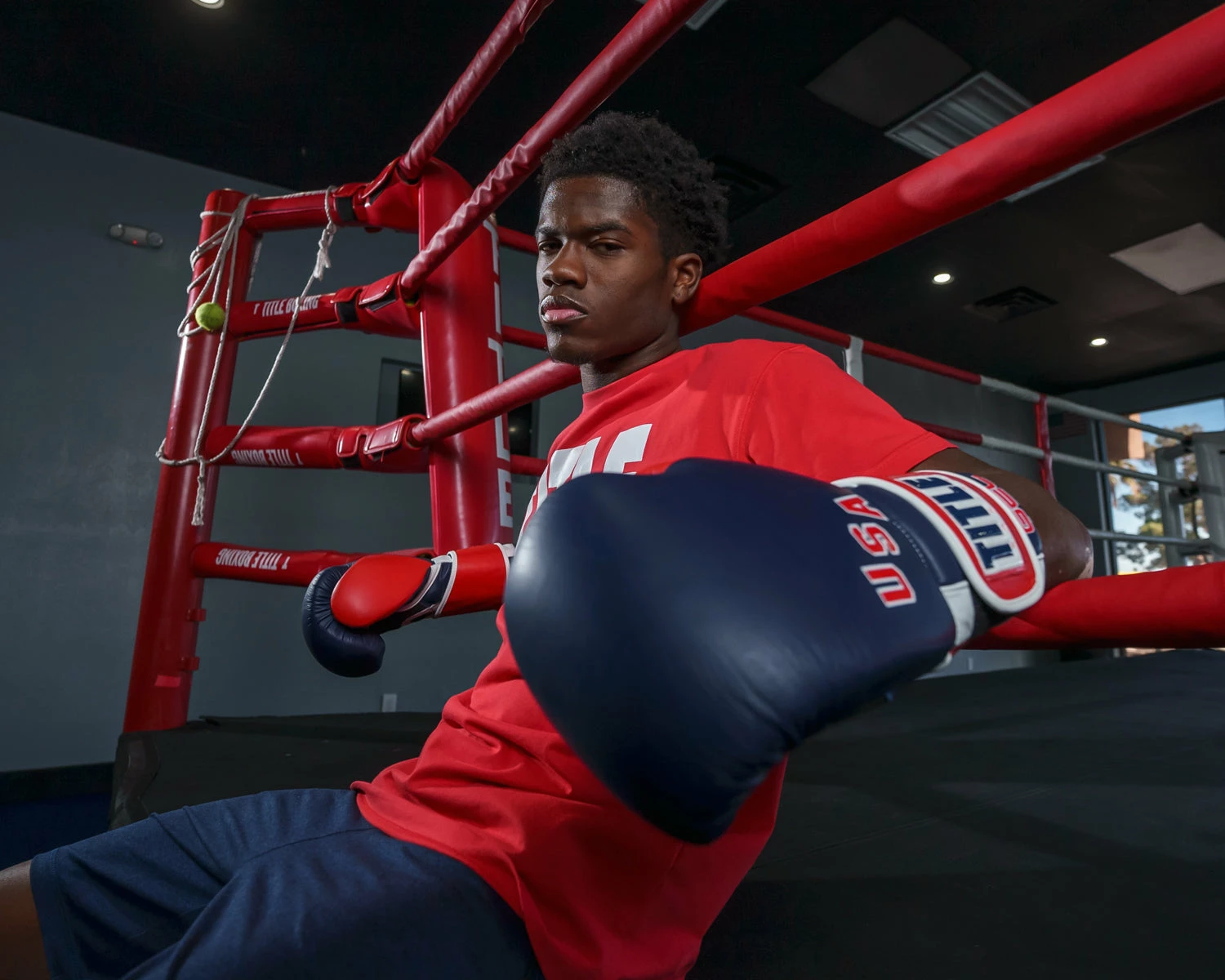 TITLE Boxing Sugar Ray Leonard 1976 Montreal Special Edition Leather Training Gloves 9 TITLE Boxing Sugar Ray Leonard 1976 Montreal Special Edition Leather Training Gloves - Image 9