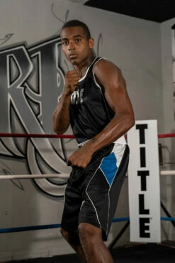 TITLE Boxing Aerovent Elite Amateur Set 8 -Boxing Equipment Sales Store TABS8BK BL