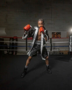 TITLE Boxing Fingertip Robe -Boxing Equipment Sales Store TSRFBKWH 2