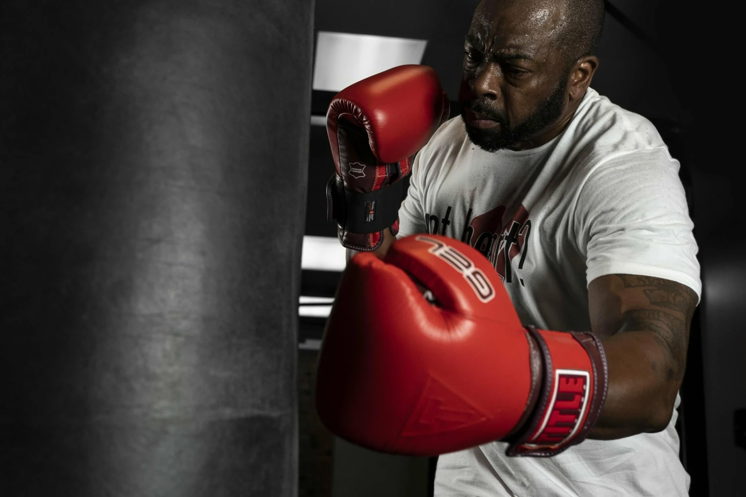 TITLE Boxing All Heart Bag Gloves 2 TITLE Boxing All Heart Bag Gloves - Image 2