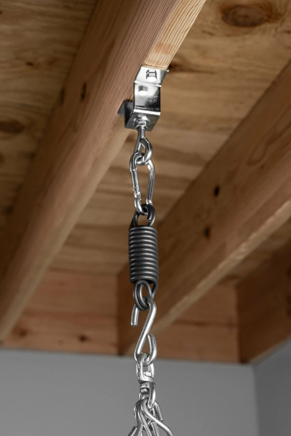 TITLE Boxing Wooden Beam Heavy Bag T-Swivel 2 TITLE Boxing Wooden Beam Heavy Bag T-Swivel - Image 2