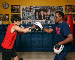 TITLE Boxing Zero-Impact "Rare Air" Punch Mitts 2.0 11 TITLE Boxing Zero-Impact "Rare Air" Punch Mitts 2.0 -Boxing Equipment Sales Store pmzi2 bk 2