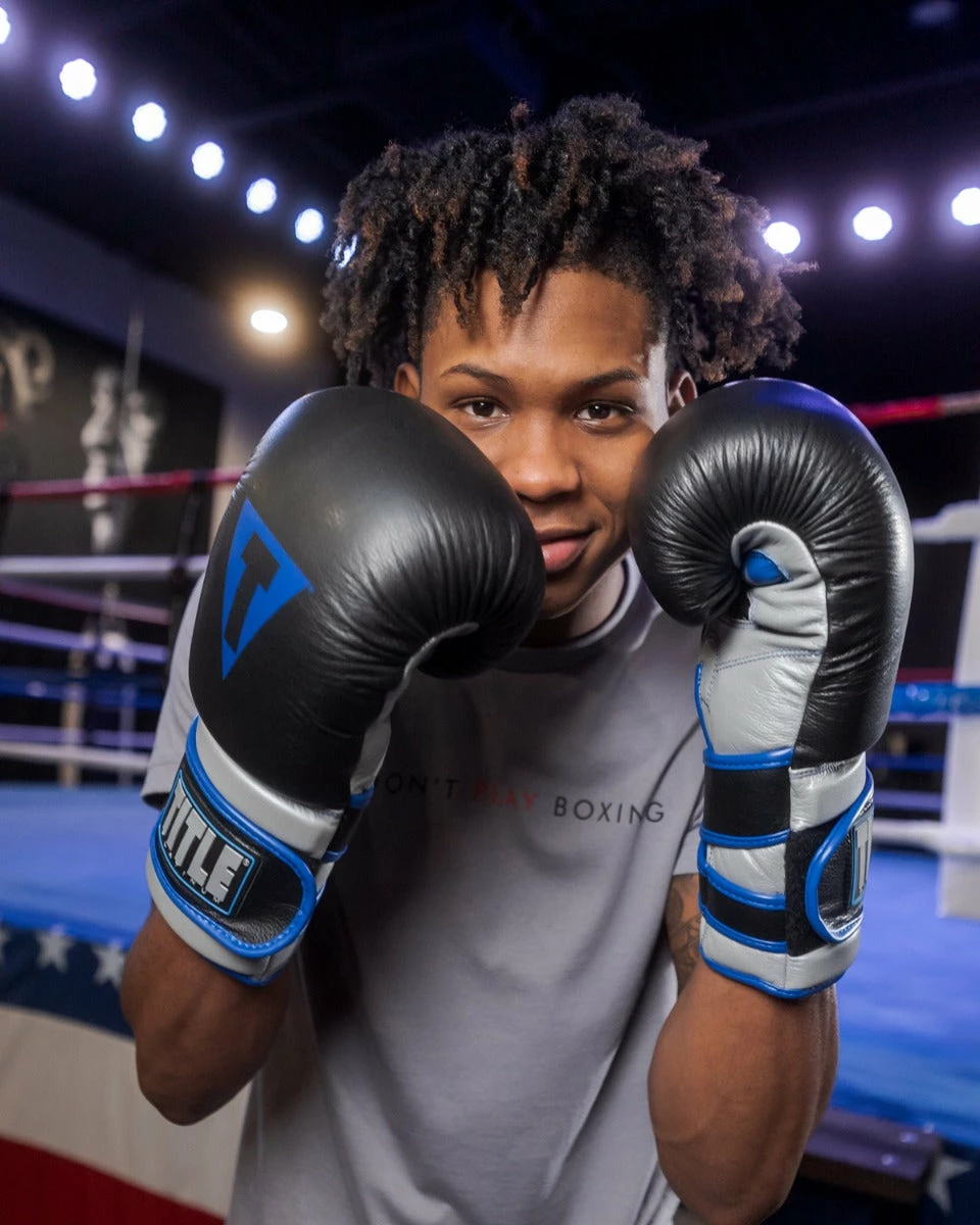 TITLE Platinum Perilous Boxing Training Gloves 2 TITLE Platinum Perilous Boxing Training Gloves - Image 2