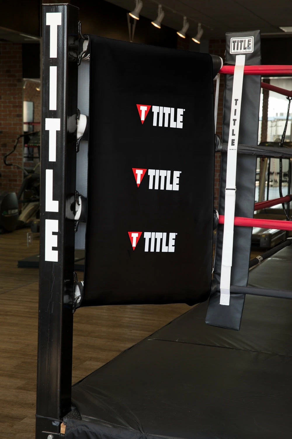 TITLE Boxing Pro Turnbuckle Corner Wraps Set 4 TITLE Boxing Pro Turnbuckle Corner Wraps Set - Image 4