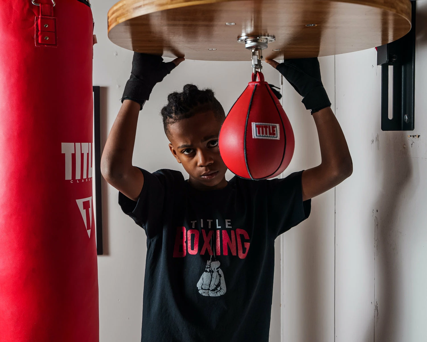 TITLE Boxing Forged Steel Adjustable Pro Speed Bag Platform 4 TITLE Boxing Forged Steel Adjustable Pro Speed Bag Platform - Image 4